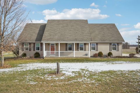 Photo of 3000 N County Road 5, Bellefontaine, OH 43311 (MLS # 1043506)