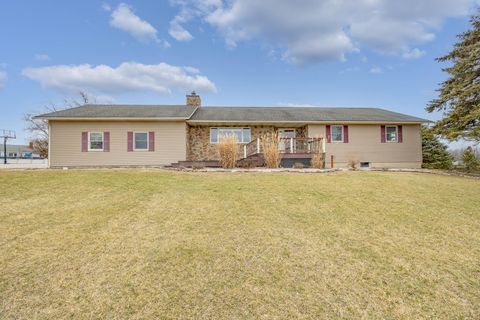 Photo of 3181 County Road 18, Bellefontaine, OH 43311 (MLS # 1044246)