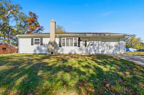 Photo of 400 W Northern Avenue, Lima, OH 45801 (MLS # 1042381)