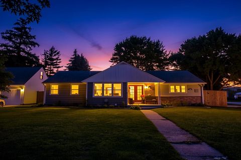 Photo of 302 Doering Street, Sidney, OH 45365 (MLS # 1045977)