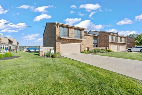 Photo of 10339 County Road 286 #D-5, Huntsville, OH 43324 (MLS # 1046053)