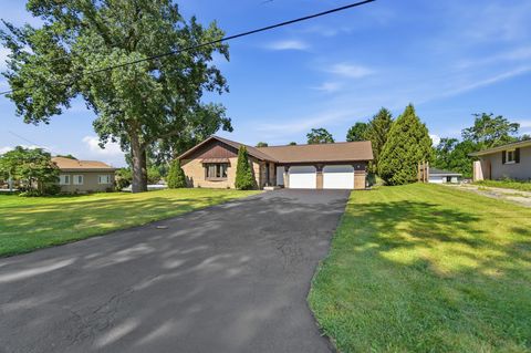 Photo of 7579 Downing Street, Dayton, OH 45414 (MLS # 1046875)