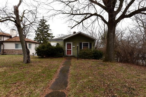 Photo of 311 S Highview Road, Middletown, OH 45044 (MLS # 1044094)