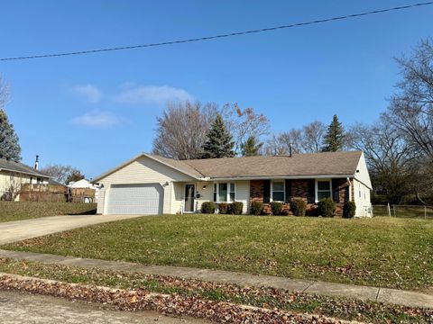 Photo of 1924 Marinette Drive, Springfield, OH 45503 (MLS # 1043267)
