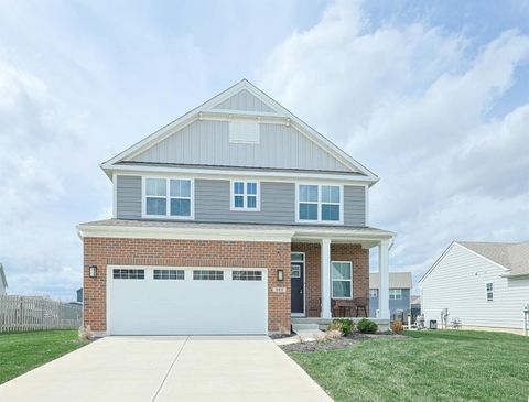 Photo of 320 Chevington Chase, Tipp City, OH 45371 (MLS # 1044389)