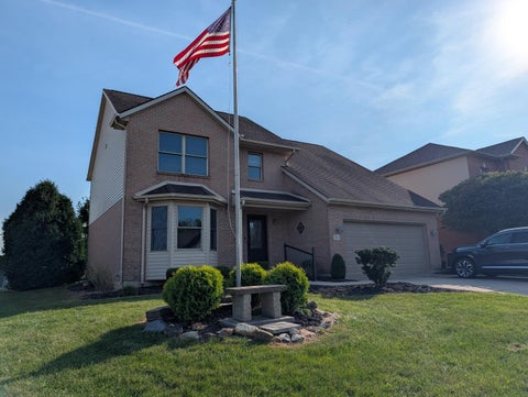 Photo of 343 Windsor Park, Sidney, OH 45365 (MLS # 1048477)