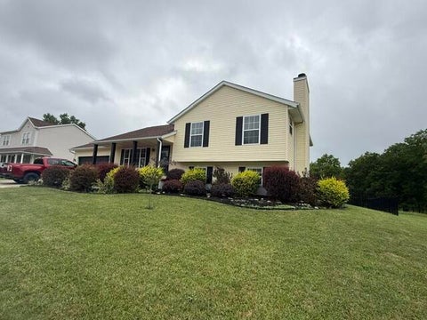 Photo of 400 Highview Drive, Bellefontaine, OH 43311 (MLS # 1048654)