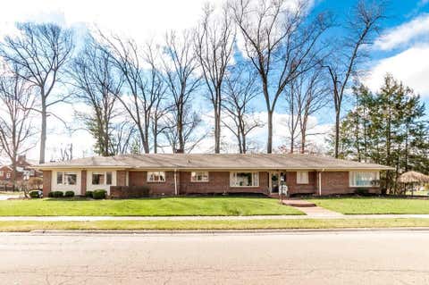 Photo of 409 S Broadmoor Boulevard, Springfield, OH 45504 (MLS # 1046173)
