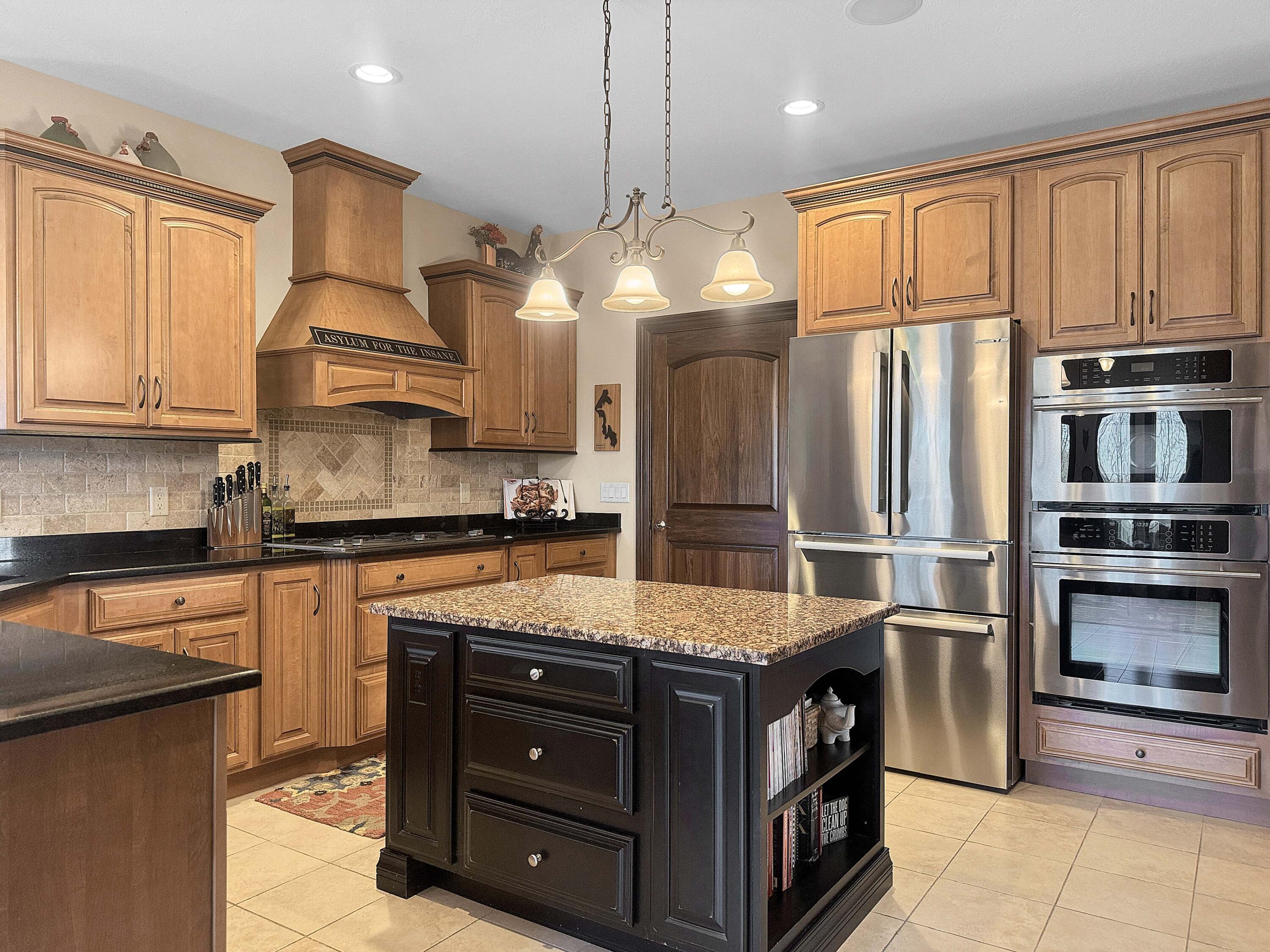 Urbana, Ohio, 43078, United States, 5 Bedrooms Bedrooms, ,6 BathroomsBathrooms,Residential,Active,2043846