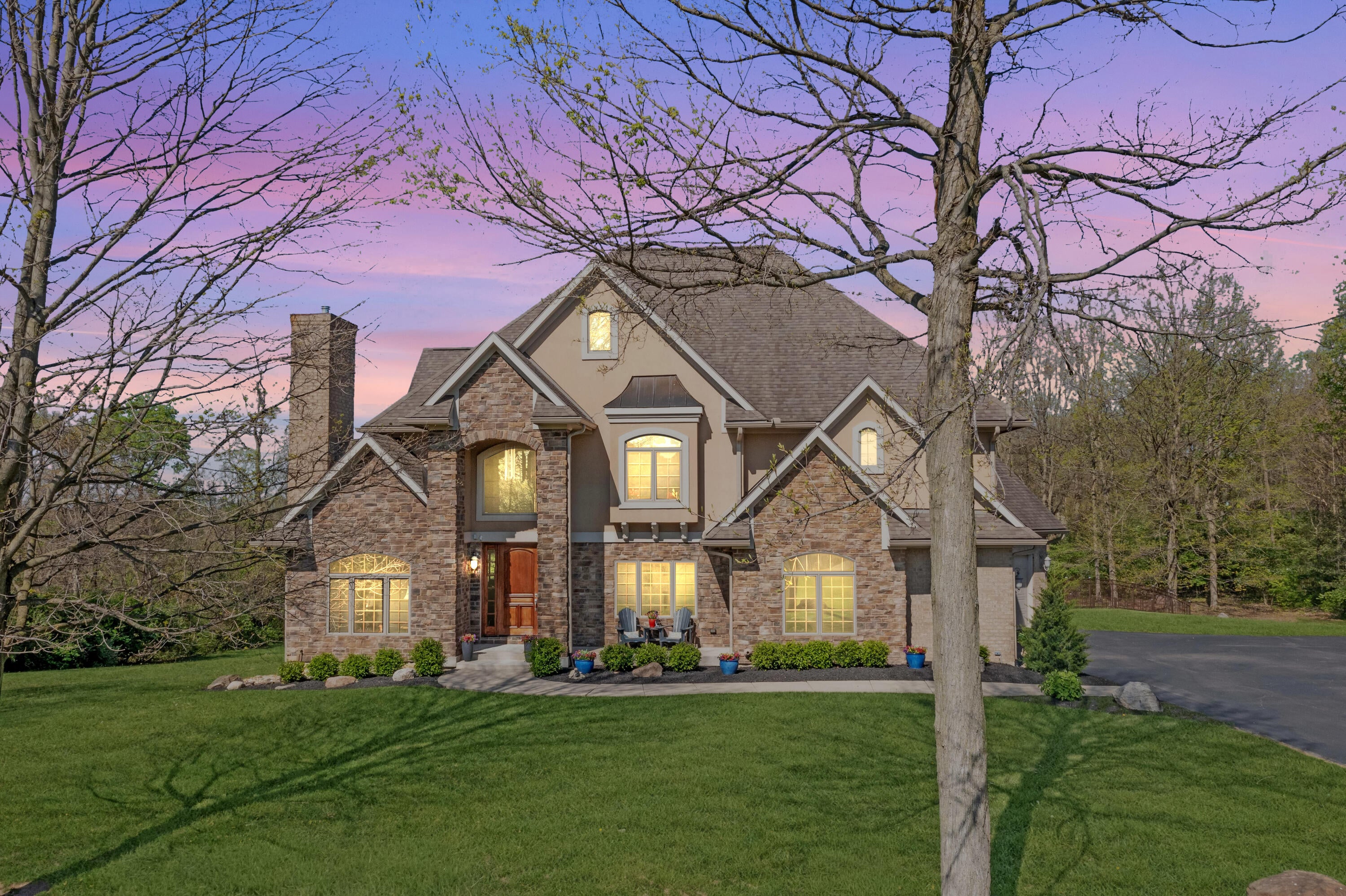 Urbana, Ohio, 43078, United States, 5 Bedrooms Bedrooms, ,6 BathroomsBathrooms,Residential,Active,2043846