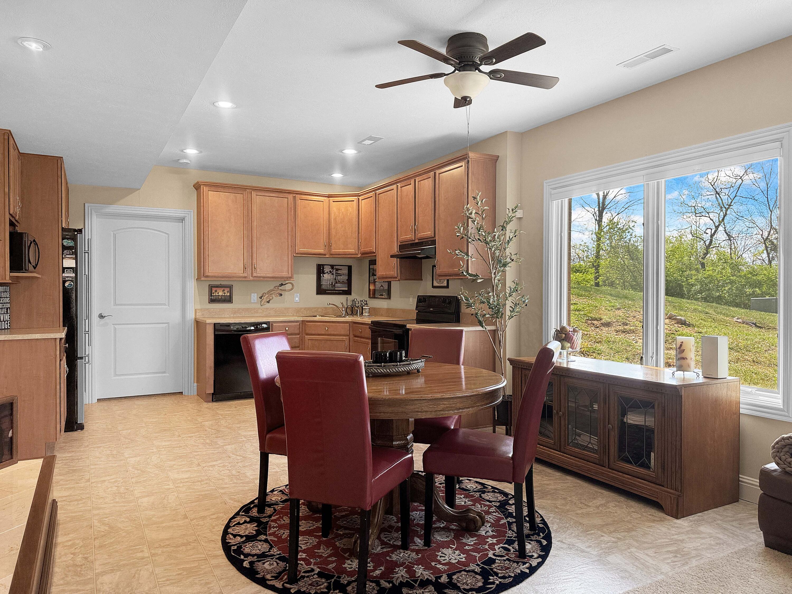 Urbana, Ohio, 43078, United States, 5 Bedrooms Bedrooms, ,6 BathroomsBathrooms,Residential,Active,2043846