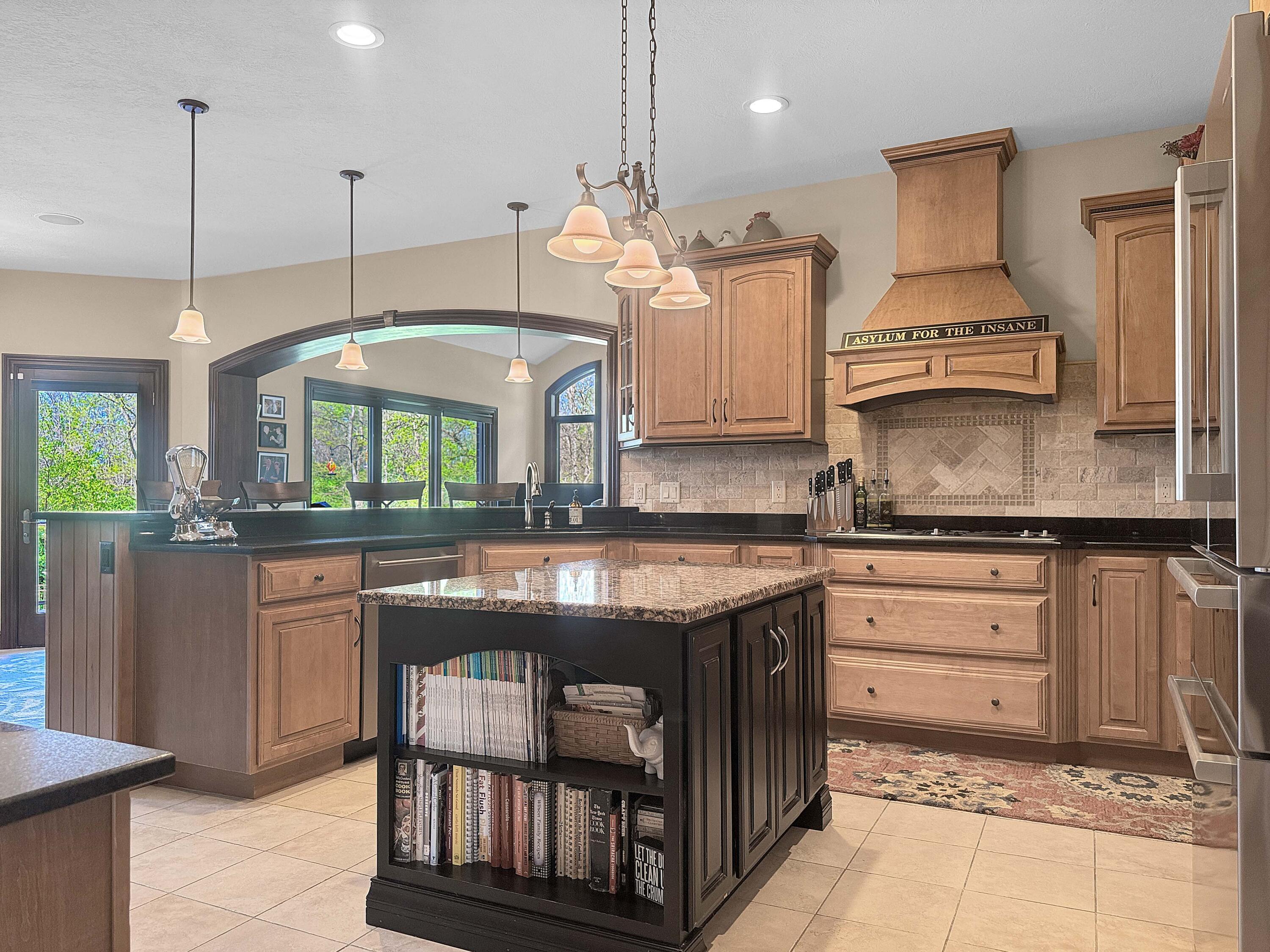 Urbana, Ohio, 43078, United States, 5 Bedrooms Bedrooms, ,6 BathroomsBathrooms,Residential,Active,2043846