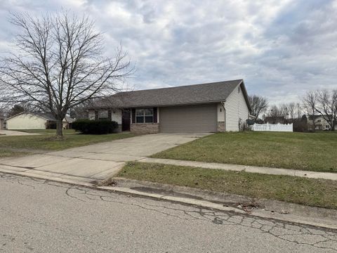Photo of 2193 Amarillo Avenue, Springfield, OH 45503 (MLS # 1043062)