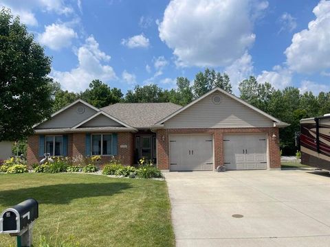 Photo of 5285 Prairie View Drive, Celina, OH 45822 (MLS # 1044118)