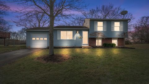 Photo of 119 Walden Farm Circle, Englewood, OH 45322 (MLS # 1043193)