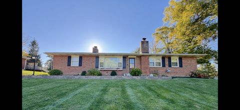Photo of 1487 Lucas Drive, Springfield, OH 45506 (MLS # 1042874)