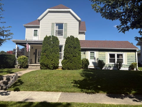 Photo for 402 E Pearl Street