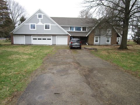 Photo of 4954 E County Line Road, Springfield, OH 45502 (MLS # 1044354)