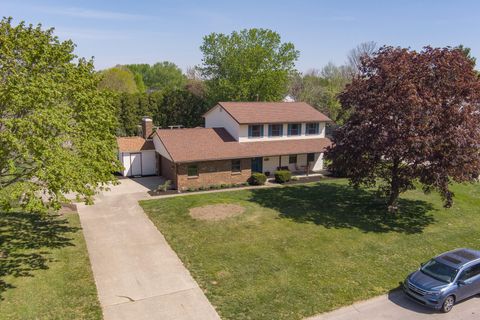 Photo of 1675 Laurel Creek Drive, Troy, OH 45373 (MLS # 1045127)