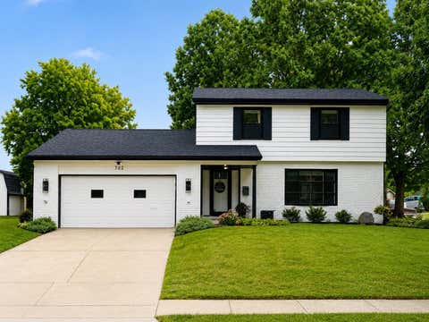Photo of 702 Magnolia Street, Saint Marys, OH 45885 (MLS # 1047745)