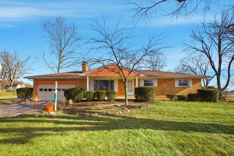 Photo of 2746 Northbourne Drive, Springfield, OH 45506 (MLS # 1043199)