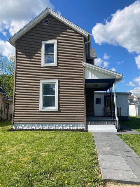 Photo of 1400 Innisfallen Avenue, Springfield, OH 45506 (MLS # 1045700)