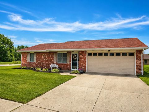 Photo of 503 Grenelefe Court, Sidney, OH 45365 (MLS # 1046984)