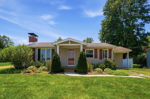 Photo of 2164 E 4th Street, Lima, OH 45804 (MLS # 1046230)