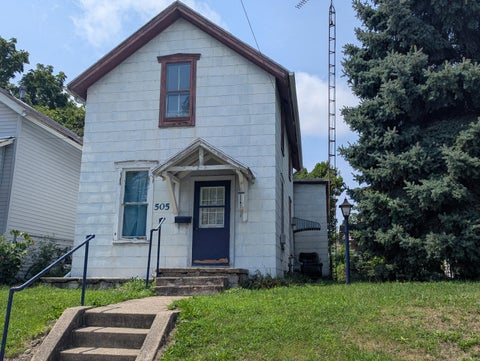 Photo of 505 Scott Street, Springfield, OH 45505 (MLS # 1047910)
