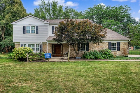 Photo of 129 Outerview Circle, Xenia, OH 45385 (MLS # 1047246)