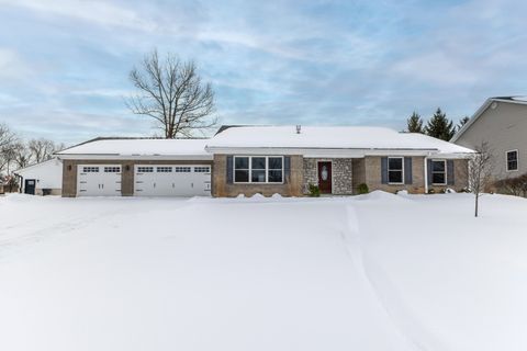 Photo of 920 Old Nursery Trail, Troy, OH 45373 (MLS # 1042783)
