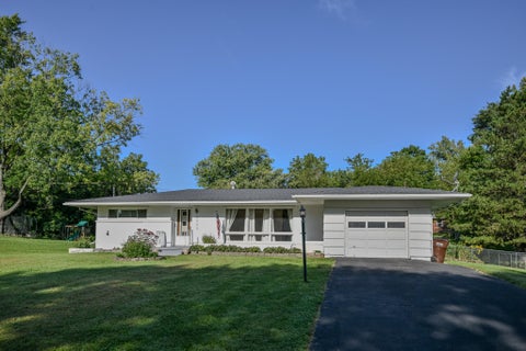 Photo of 2009 E Mile Road, Springfield, OH 45503 (MLS # 1048075)