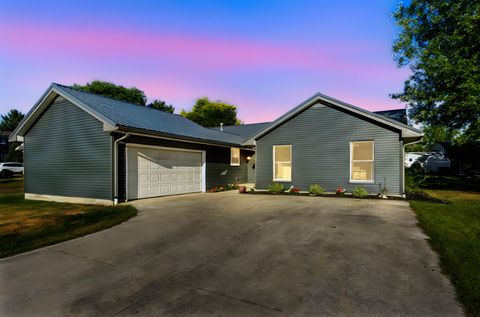 Photo of 12160 Pamela Drive, Kenton, OH 43326 (MLS # 1043212)