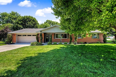 Photo of 1178 Stonyridge Avenue, Troy, OH 45373 (MLS # 1046618)