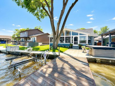 Photo of 9292 Buckeye Drive, Huntsville, OH 43324 (MLS # 1045960)