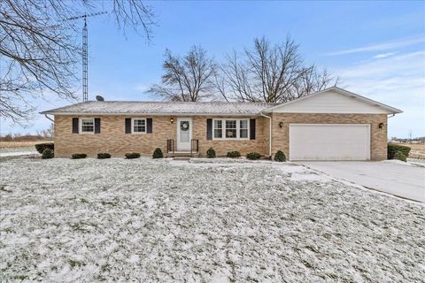 Photo of 25376 Fairmount Road, Waynesfield, OH 45896 (MLS # 1042967)
