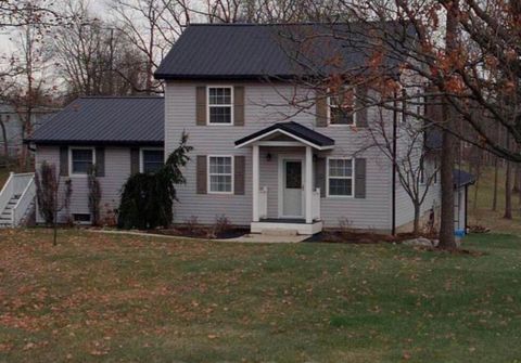Photo of 2320 Troy Road, Springfield, OH 45504 (MLS # 1045624)