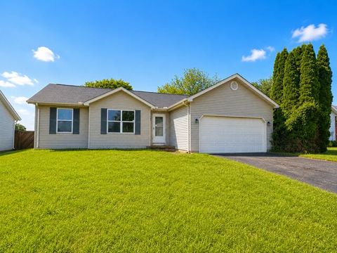 Photo of 512 Section Line Drive, South Charleston, OH 45368 (MLS # 1045871)