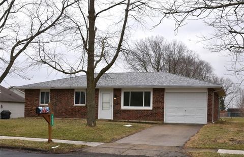 Photo of 2472 Thornhill Drive, Troy, OH 45373 (MLS # 1043827)