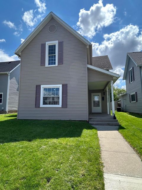 Photo of 621 E Spring Street, Saint Marys, OH 45885 (MLS # 1045383)
