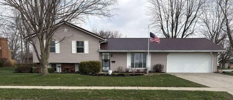 Photo of 1302 Nagel Street, Saint Marys, OH 45885 (MLS # 1044670)