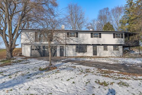 Photo of 5125 Shiloh Springs Road, Dayton, OH 45426 (MLS # 1042850)