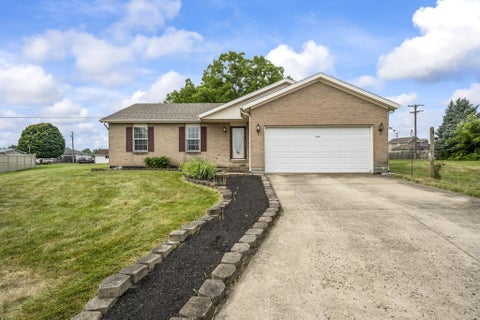 Photo of 405 Patty Drive, Bradford, OH 45308 (MLS # 1047340)