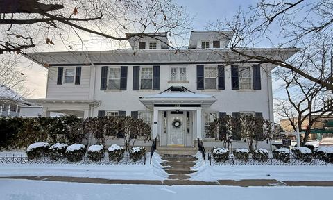 Photo of 333 W Greene Street, Piqua, OH 45356 (MLS # 1043544)