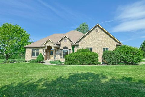 Photo of 639 Deerhorn Trail, Yellow Springs, OH 45387 (MLS # 1045774)