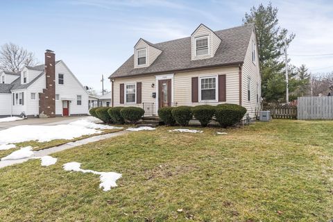 Photo of 1020 W Main Street, Troy, OH 45373 (MLS # 1043831)