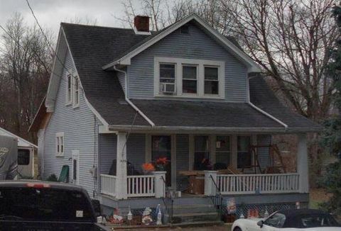 Photo of 1425 W Possum Road, Springfield, OH 45506 (MLS # 1045866)