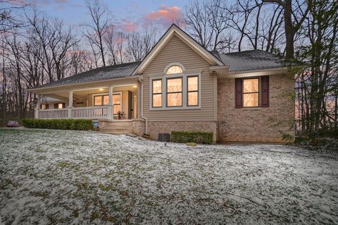 Photo of 5300 Brookshire Lane, Springfield, OH 45502 (MLS # 1044383)