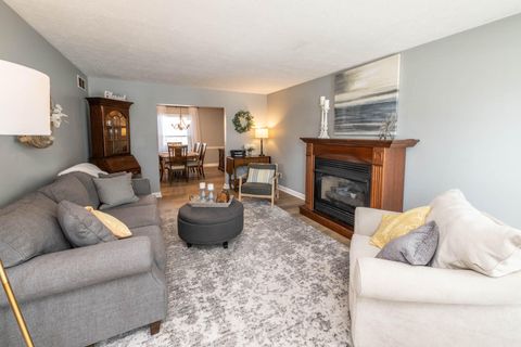 Photo of 7531 Turtleback Drive, Dayton, OH 45414 (MLS # 1043790)