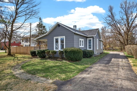 Photo of 3819 New Carlisle Pike, Springfield, OH 45504 (MLS # 1046900)
